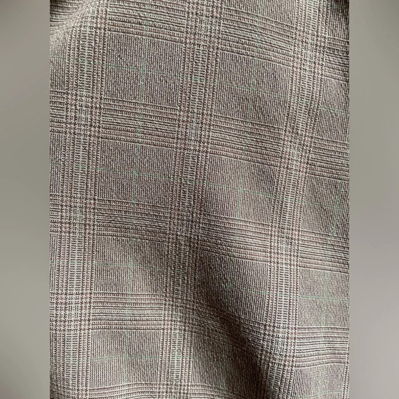 Lululemon Athletica checkered plaid straight leg khaki athletic pants Sz 34 - Picture 5 of 13